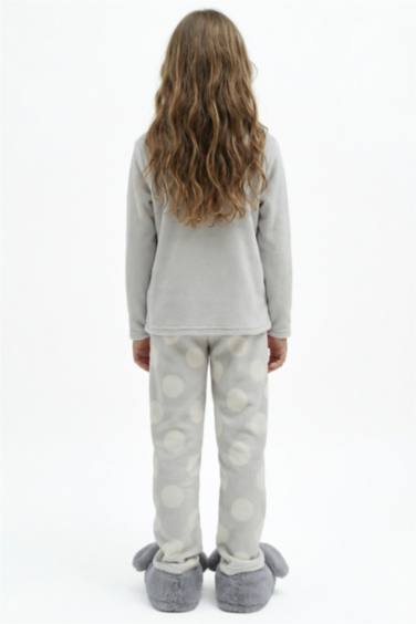 Kız Çocuk Looney Tunes Pijama Takımı Nakışlı Pelüş Uzun Kollu Üst Uzun Alt