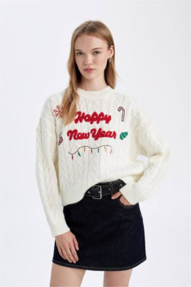 Pull Tricot Col rond Un Délai Similaire