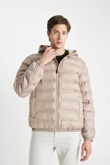 قمصلة نفخ سليم فيت بجيب بسحاب مقاوم للماء