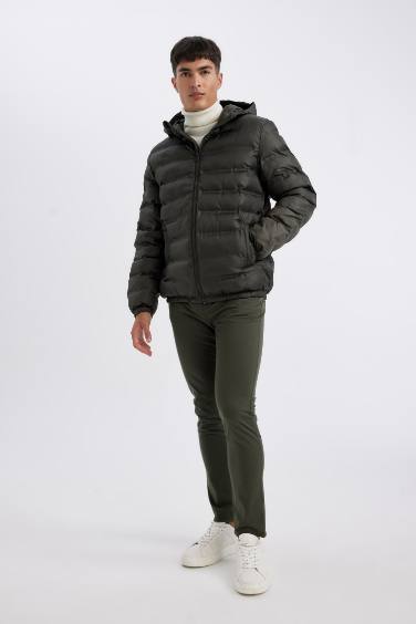 Su İtici Rüzgar Geçirmez Slim Fit Dar Kesim Astarlı Kapüşonlu Fermuarlı Cepli Kışlık Şişme Mont