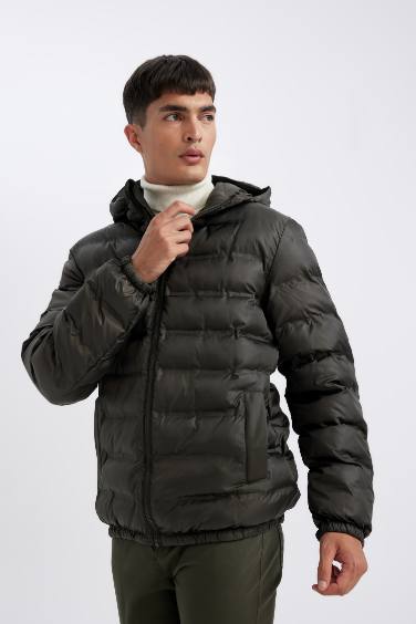 Su İtici Rüzgar Geçirmez Slim Fit Dar Kesim Astarlı Kapüşonlu Fermuarlı Cepli Kışlık Şişme Mont