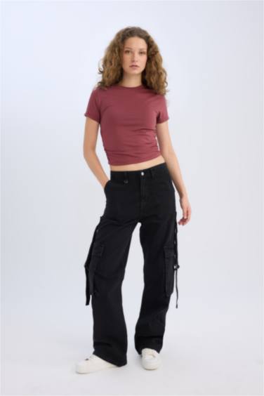 Футболка с круглым вырезом и коротким рукавом