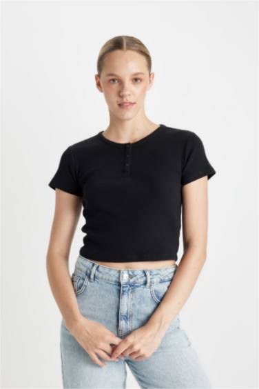 Slim Fit Crew Neck Short Sleeve T-Shirt