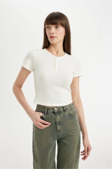 Fitted Crew Neck Waffle Short Sleeve T-Shirt