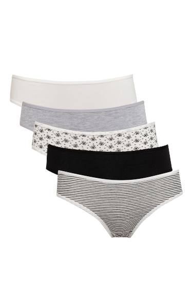 طقم 5 كيلوت من Fall in Love