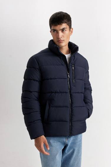 Su İtici Rüzgar Geçirmez Slim Fit Dar Kesim Dik Yaka Astarlı Fermuarlı Cepli Kışlık Şişme Mont