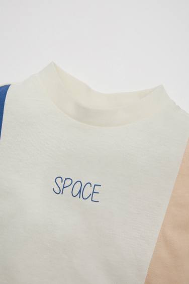 تيشيرت ولادي ملون قصة عادية