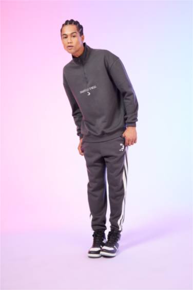 Джоггеры Shaquille O'Neal, DeFactoFit