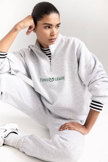 DeFactoFit Oversize Geniş Kalıp Dik Yaka Spor Baskılı Sporcu Sweatshirt