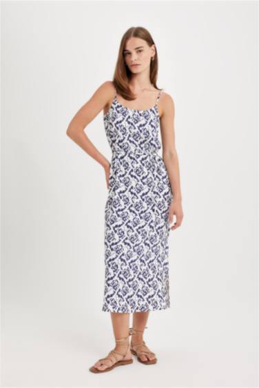 Yuvarlak Yaka Desenli Maroken Askılı Midi Elbise