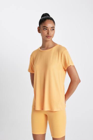 DeFactoFit Standard Fit Crew Neck Sports T-Shirt