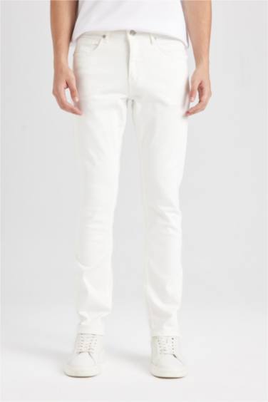 Pedro Slim Fit Normal Waist Narrow Leg Jeans