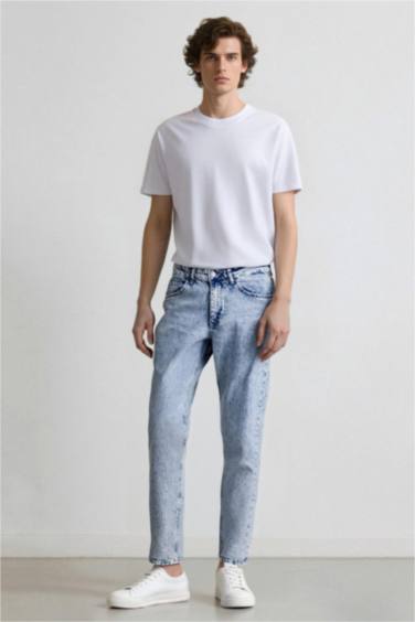 Slim Tapered Fit Skinny Leg Jeans