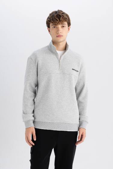 Erkek Gri Relax Fit Fermuarlı Dik Yaka Baskılı Kalın Kumaş Sweatshirt