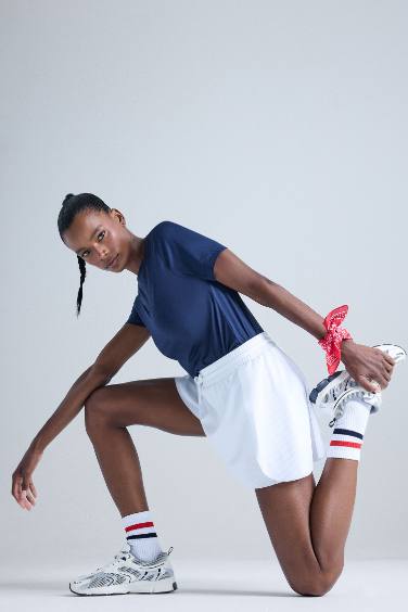 DeFactoFit Standart Fit Bisiklet Yaka Sporcu Basic Düz Kısa Kollu Tişört