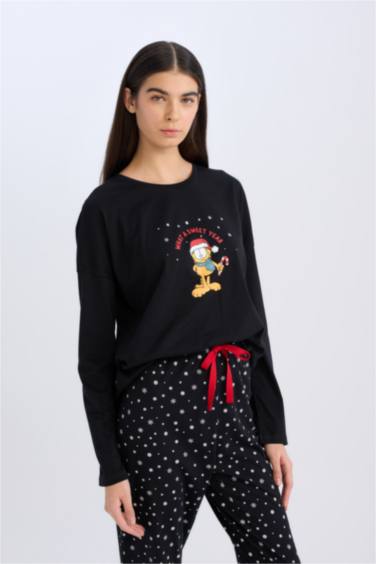 طقم بيجاما قصة عادية من غارفيلد - قطعتين