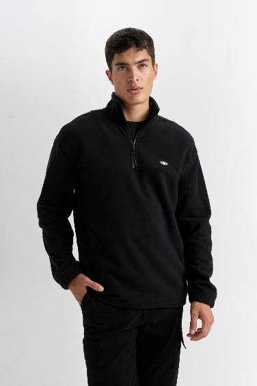 Relax Fit Dik Yaka Fermuarlı Polar Sweatshirt