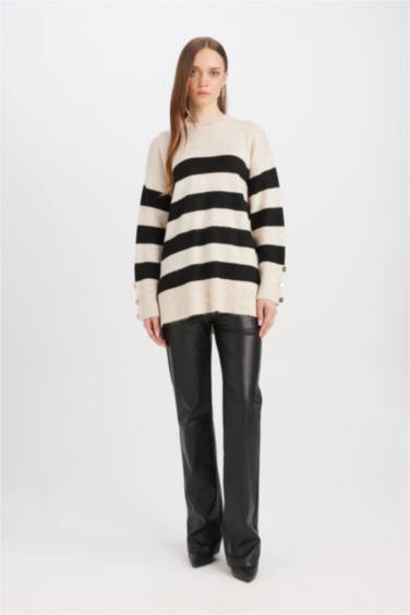 Regular Fit Crew Neck Buttoned Striped Knitted Pullover