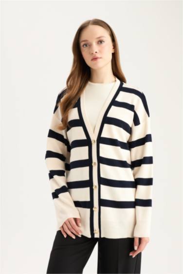 Regular Fit V Yaka Çizgili Düğme Kapmalı Tunik Triko Hırka