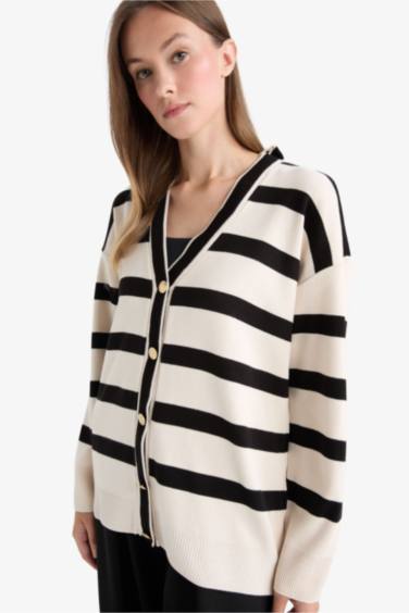 Regular Fit V-Neck Cardigan