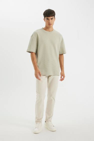 T-shirt en coton à col rond et coupe décontractée