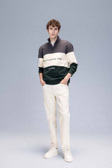 Relax Fit Dik Yaka Fermuarlı Baskılı Kalın Sweatshirt