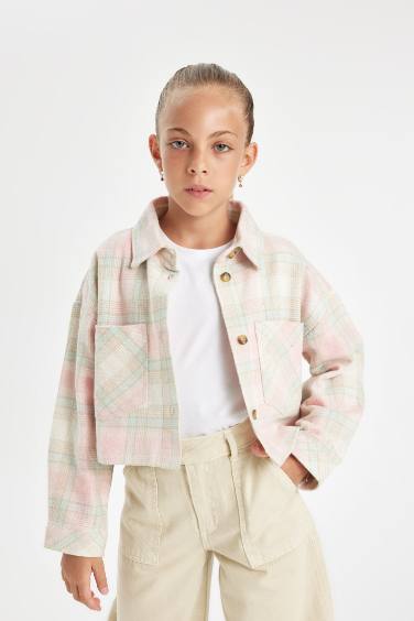 Girl Plaid Buttoned Pocket Crop Shirt