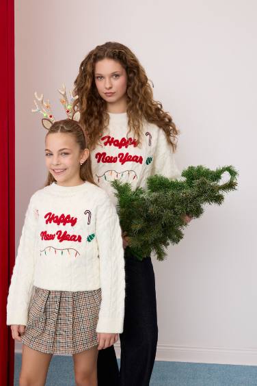 Girl Oversize Fit Pattern Christmas Themed Knitwear Pullover