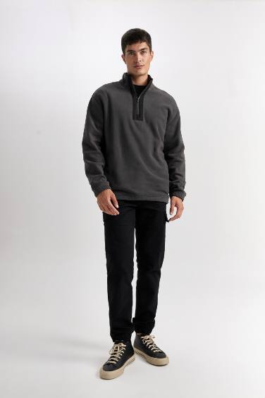 Relax Fit Dik Yaka Fermuarlı Polar Sweatshirt