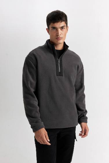 Relax Fit Dik Yaka Fermuarlı Polar Sweatshirt