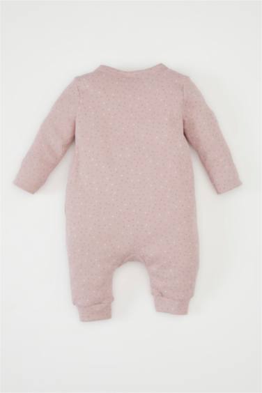 جمبسوت بناتي منقط حديثي الولادة مضلع