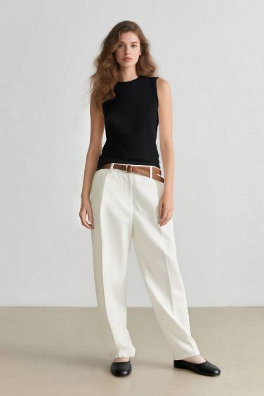 Carrot Fit Ankle Length Cotton Trousers