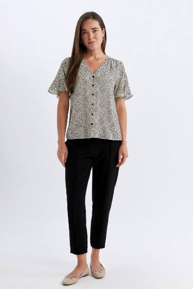 Regular Fit V-Neck Short Sleeve Shirt