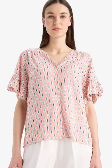 Regular Fit V-Neck Short Sleeve Shirt