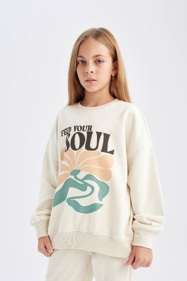 Girl Oversize Fit Crew Neck Slogan Printed Sweatshirt