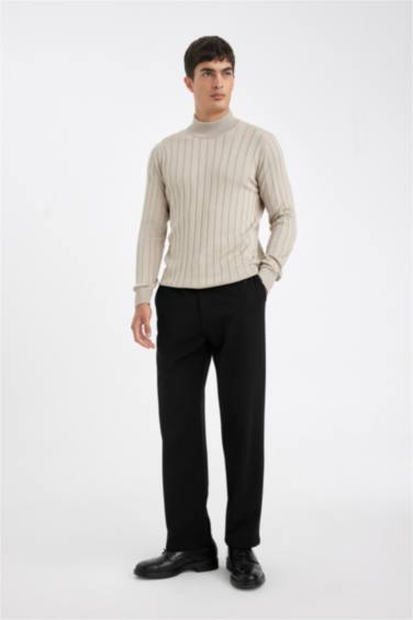 Standard Fit Turtleneck Knitwear Pullover