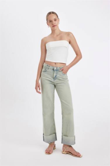 Straight Fit High Waist Washed Jeans