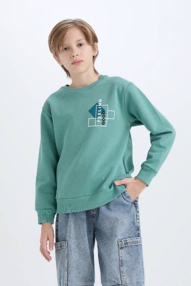 سويت شيرت قصة عادية برقبة مستديرة