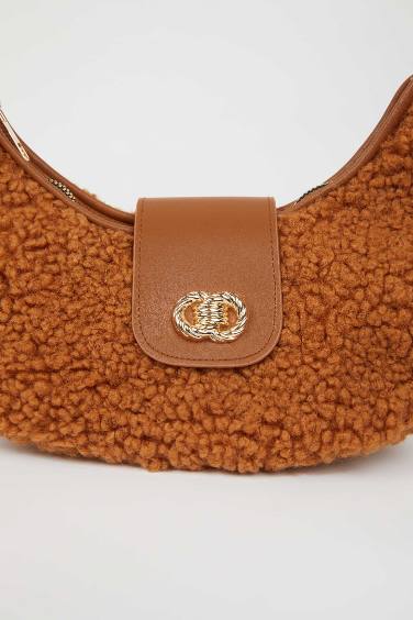 Woman Faux Leather Shoulder Bag