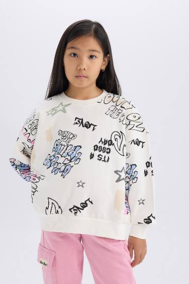 Oversize Fit 3D Crew Neck Sweatshirt