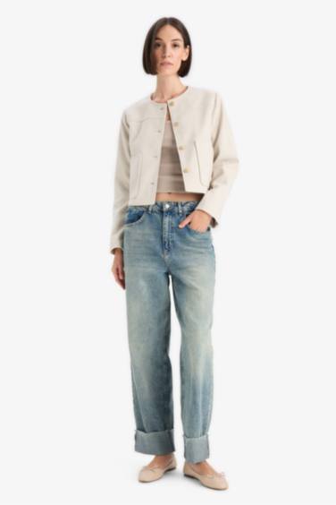 Crop Crew Neck Blazer