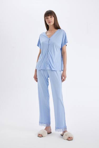 Fall in Love Regular Fit 2 Piece Pajama Set