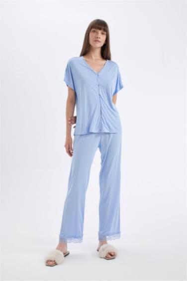 Fall in Love Regular Fit 2 Piece Pajama Set