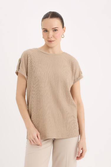 تيشيرت كاجوال نص ردن قصة عادية بياخة مستديرة