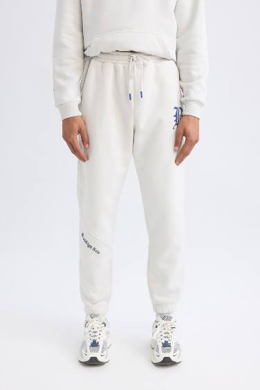 DeFactoFit NBA Brooklyn Nets Standard Fit Thick Jogger Sweatpants