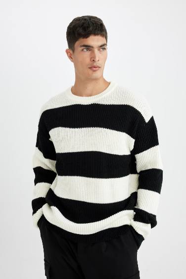 Relax Fit Crew Neck Striped Textured Knitted Pullover