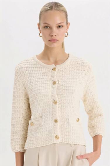 Regular Fit Bisiklet Yaka Dokulu Düğmeli Triko Hırka