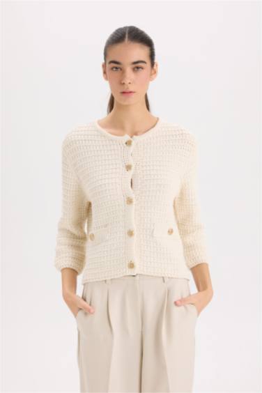 Regular Fit Bisiklet Yaka Dokulu Düğmeli Triko Hırka