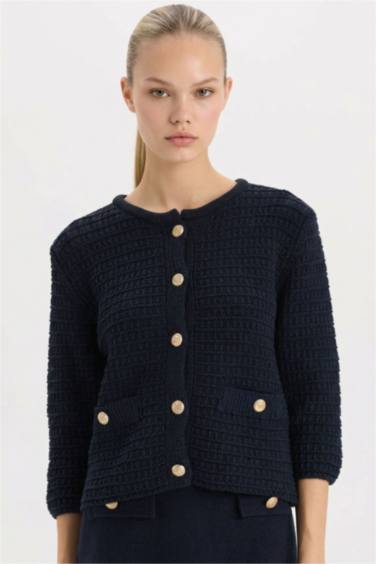 Regular Fit Bisiklet Yaka Dokulu Düğmeli Triko Hırka