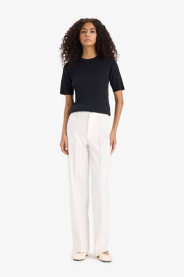 بلوز صوف قصة عادية بياخة مستديرة